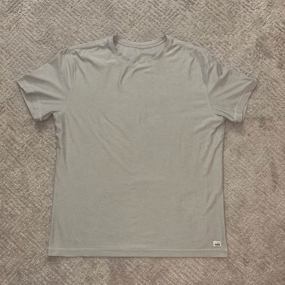Vuori Men's Gray Strato Tech Tee